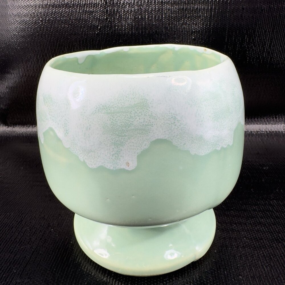 Antique‎ USA Ohio Pottery Footed Bowl Vase Planter Green Milky White Ombre VTG